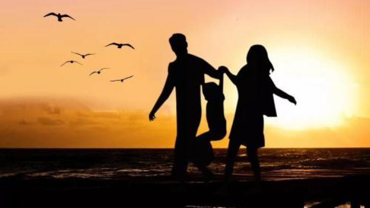 家庭教育：子女为什么会重复父母的亲密关系（婚姻）模式？