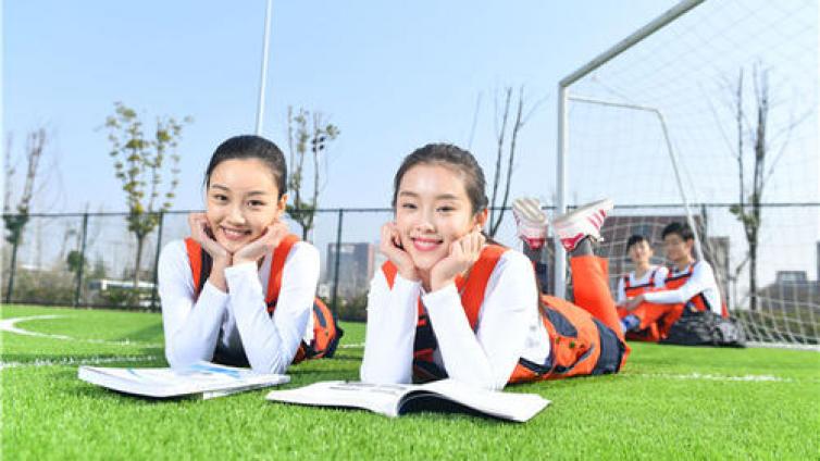 家庭教育：六种方法激发女孩的最佳潜质