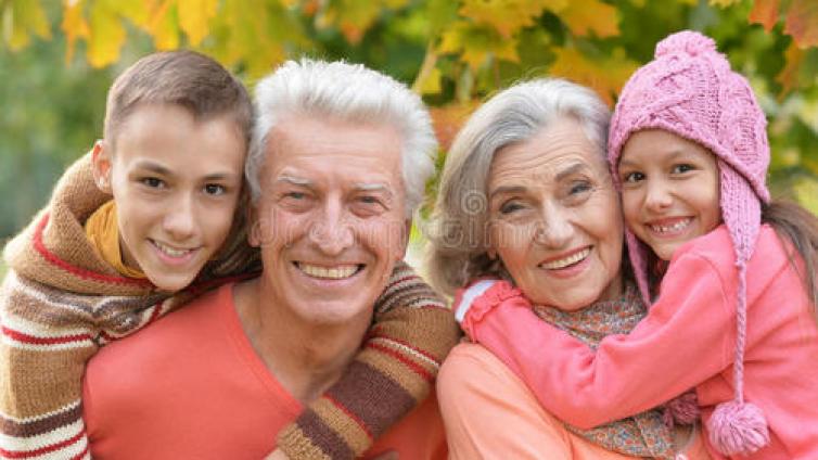 家庭教育：英国祖父母：做参谋不当保姆