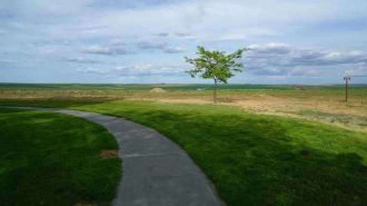 【家庭教育】哲理故事：途中的诱惑