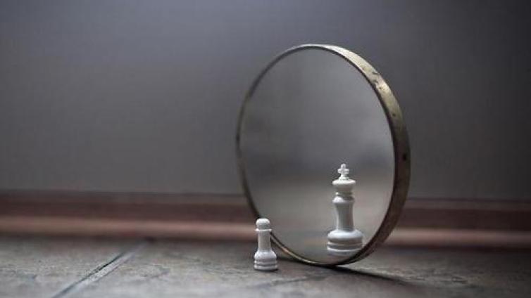 【家庭教育】镜子的哲理故事