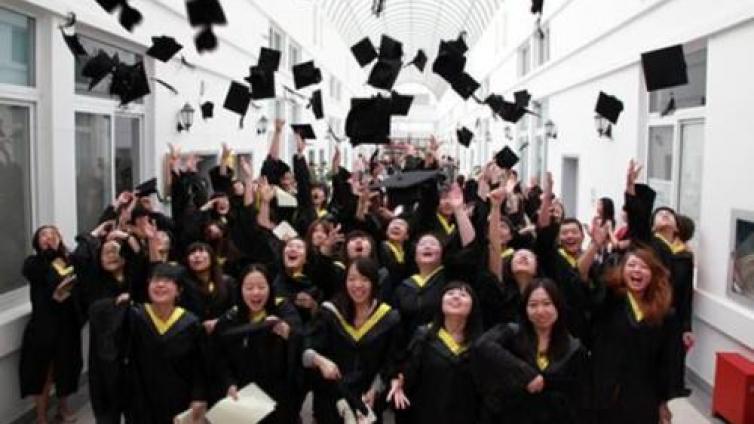 【家庭教育】低龄留学生数量激增