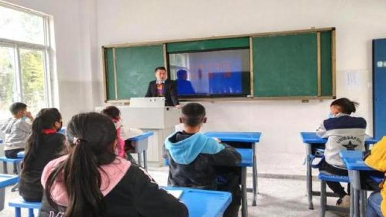 【家庭教育】班主任倒在了复课第一天！开学后，每一天都是战斗！ 