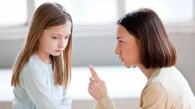 【最智慧家庭教育】不懂批评，父母难教育好孩子