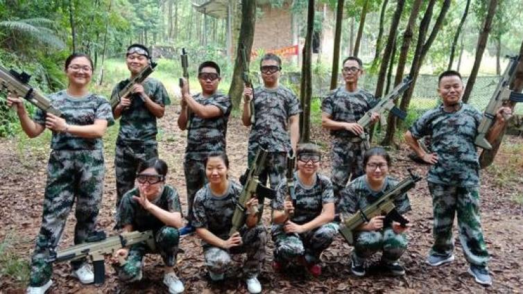 【最智慧家庭教育】团队运动和规则游戏让孩子学会与人合作