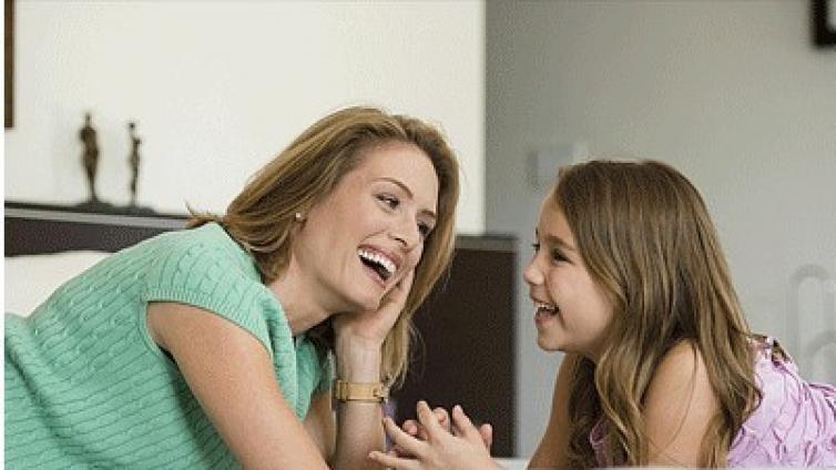 【最智慧家庭教育】和孩子沟通要这样做 宝宝会一天比一天优秀