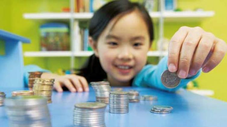 【最智慧家庭教育】孩子“偷钱”，不妨抓住时机对孩子进行财商教育
