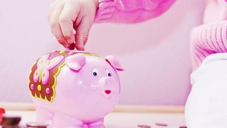 【最智慧家庭教育】当孩子伸手向你要钱时，千万不能这样做，一辈子的阴影！ 