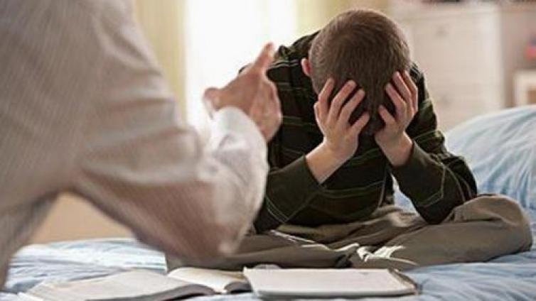 【最智慧家庭教育】康红舒：家庭教育暴力何时休 