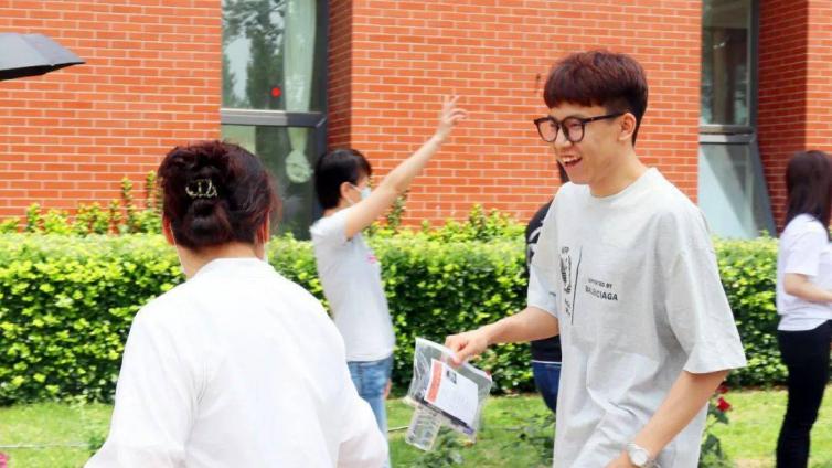 【最智慧家庭教育】高考结束后，班主任发了一条微信，家长们沉默了······