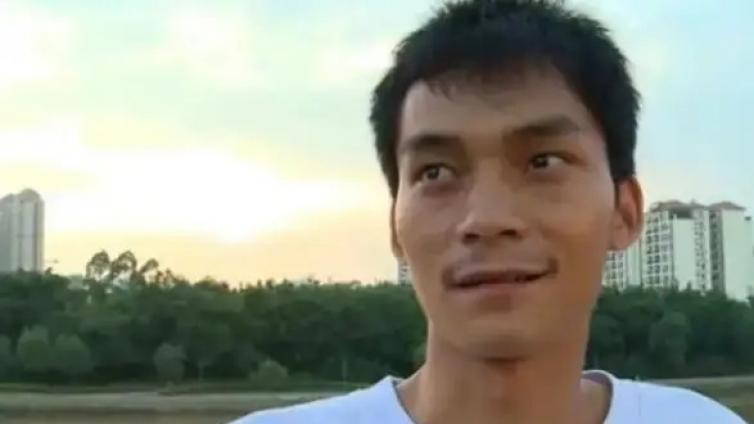【中教院】骗父母已经上班，实则高考复读11年，父母知道时，已考进政法大学 