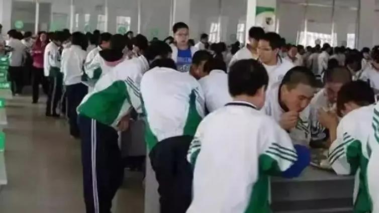 【最智慧家庭教育】高三学生也禁补！学科类校外培训或将“团灭” 